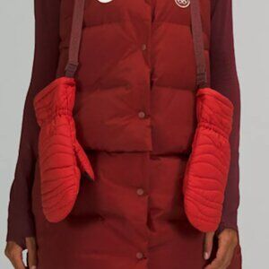 LULULEMON Red Quilted Mittens on a String - NWT Size M/L